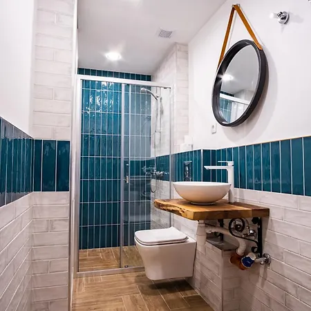 Guest Lom Apartament *