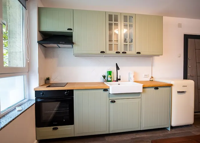 Апартамент Guest Lom